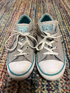 Converse Kids Low-Top Sneakers in Light Gray with Teal Accents